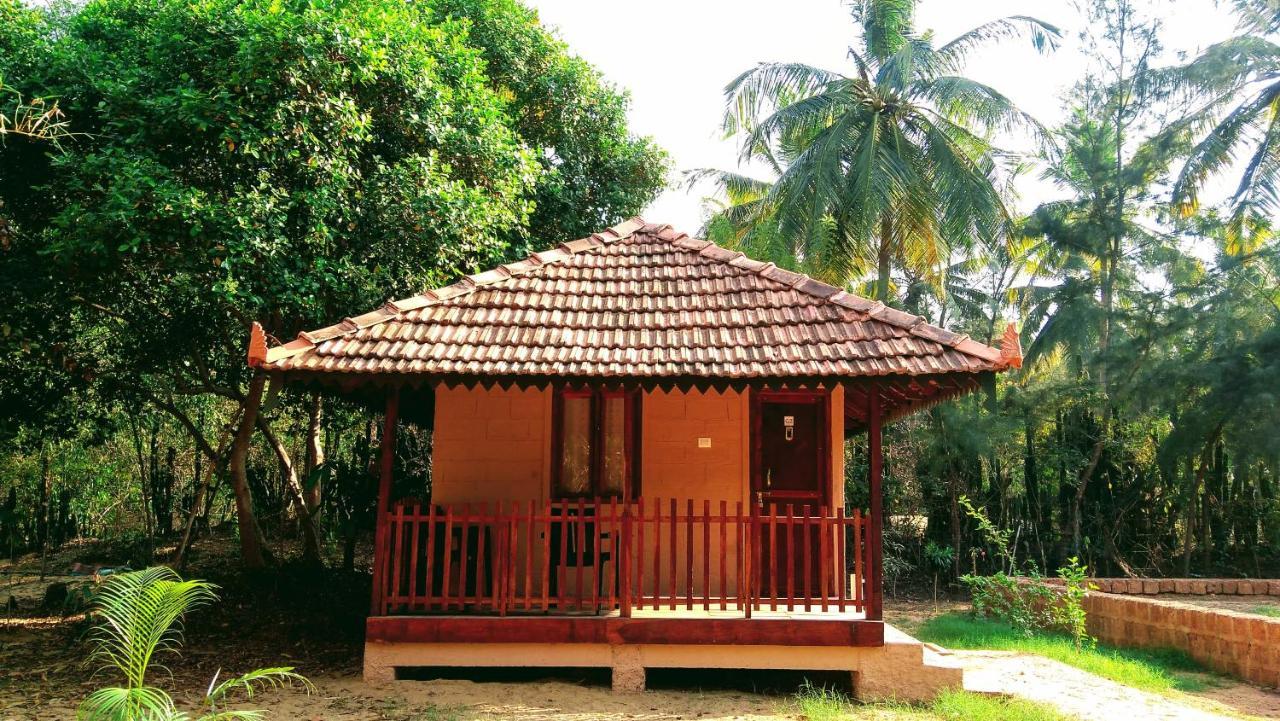 Ombodhi Retreat Hotel Kumta Exterior photo